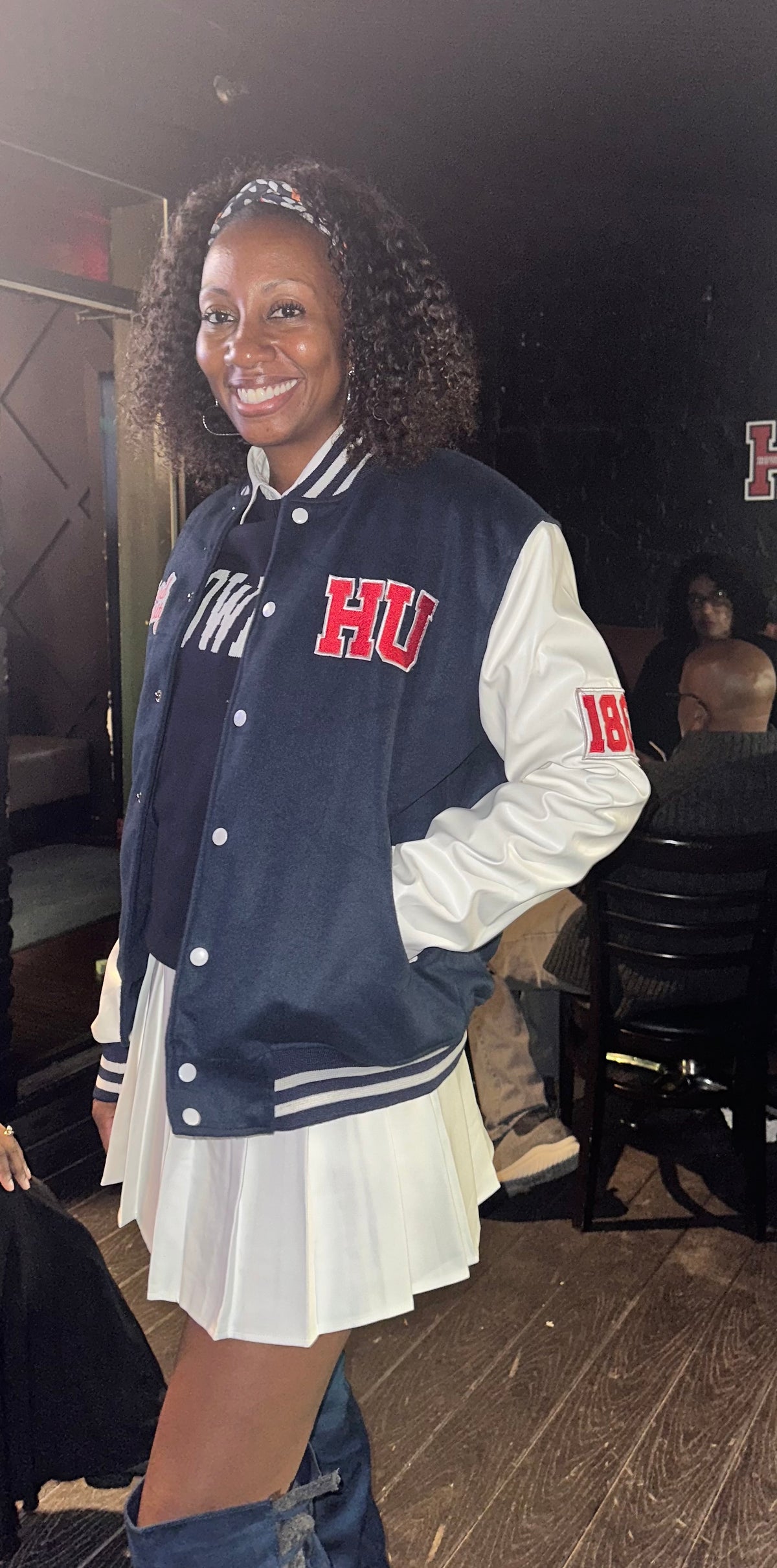 HU Letterman Varsity ጃኬት በፋክስ የቆዳ እጅጌ